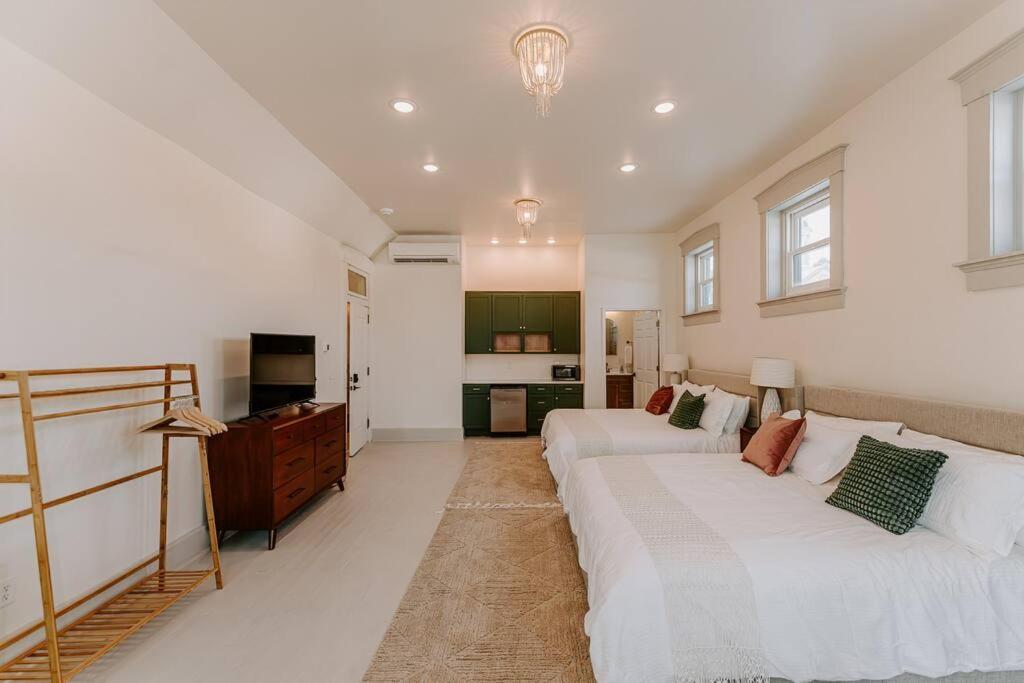 East Main Lofts - Boho 203 Διαμέρισμα Μάντισον Εξωτερικό φωτογραφία